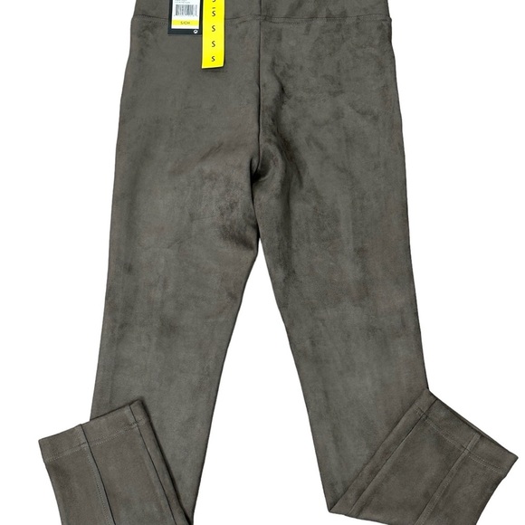 Andrew Marc Women's 4 -6 Small Faux Suede Pull On Ponte Leggings Pants Taupe NWT - Picture 4 of 12